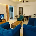 Bamboo Stays 3Bhk With Skylounge & Pool