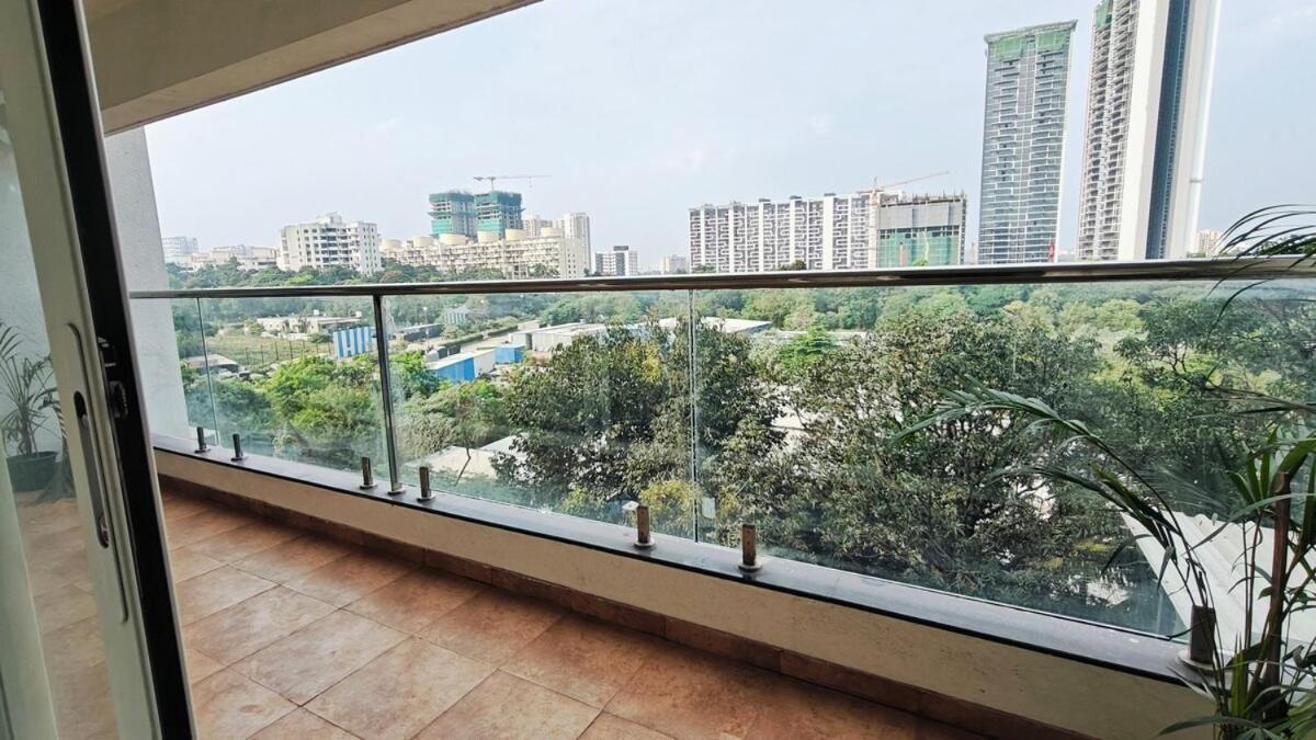 Apartment Bamboo 3bhk With Skylounge & Pool Pune